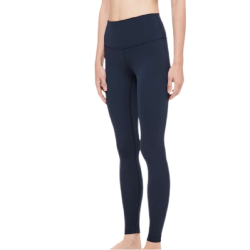 Lululemon Wunder Under Hi-Rise Tight *Full-On Luxtreme 28"
TrueNavy size 10 NWOT